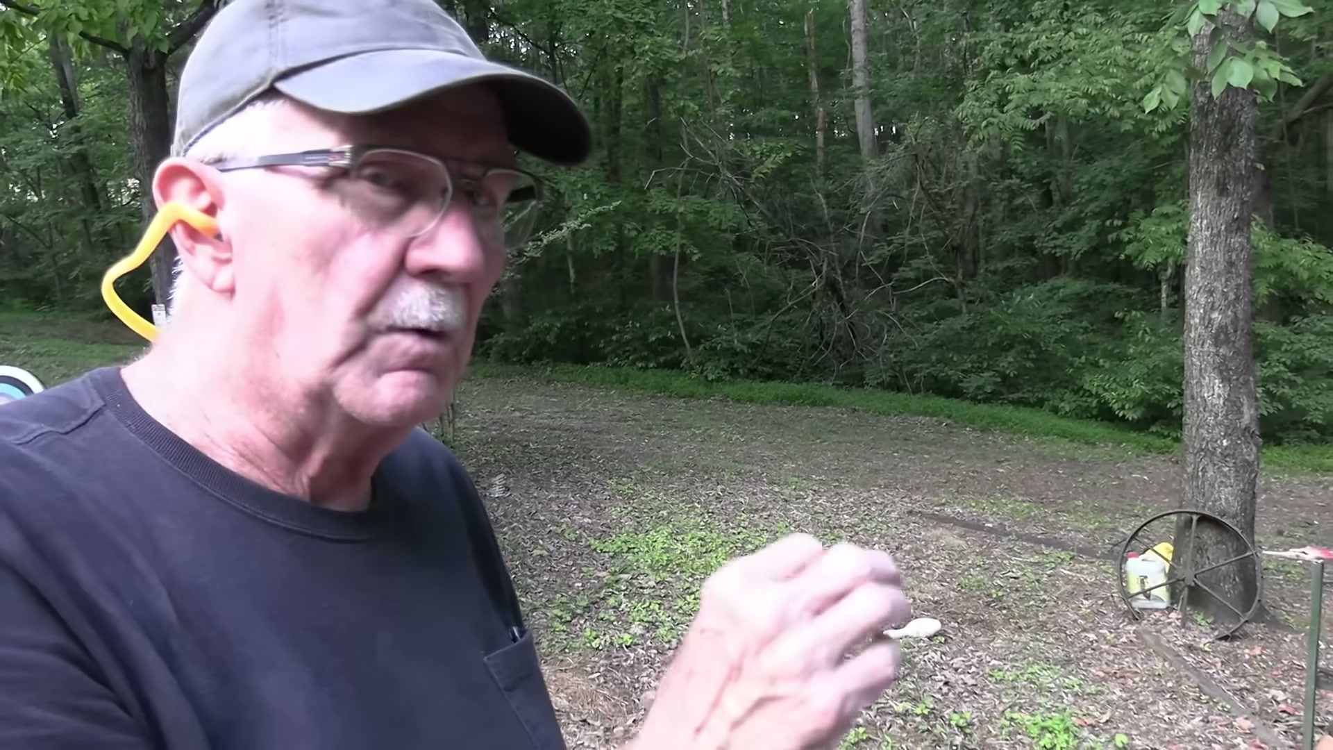 Hickok45 shooting the Winchester SX4